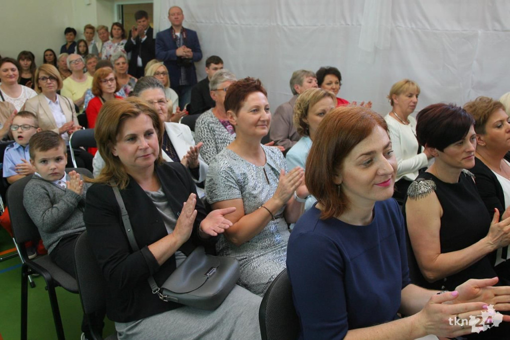 Relacja wideo: 100-lat Szkoły w Rogowie