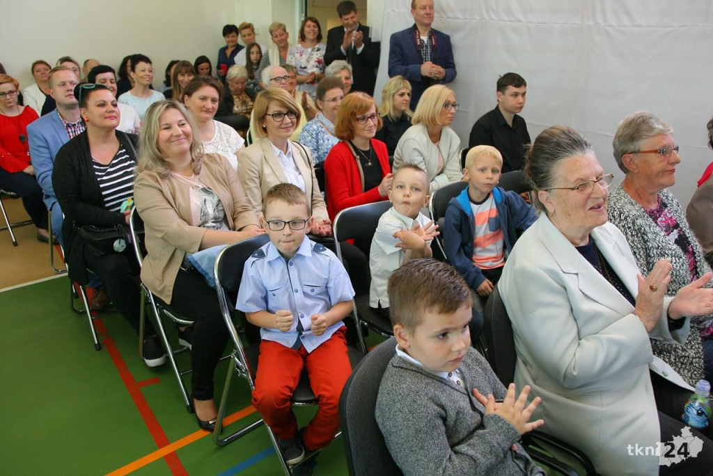 Relacja wideo: 100-lat Szkoły w Rogowie
