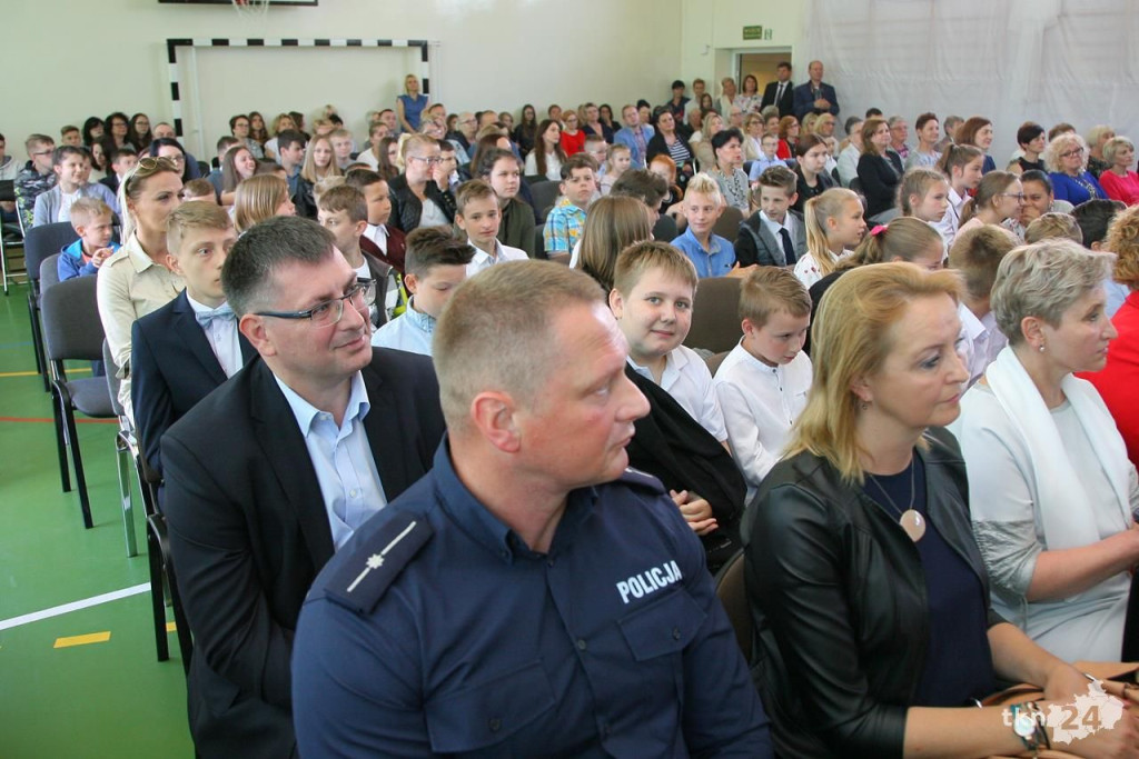 Relacja wideo: 100-lat Szkoły w Rogowie