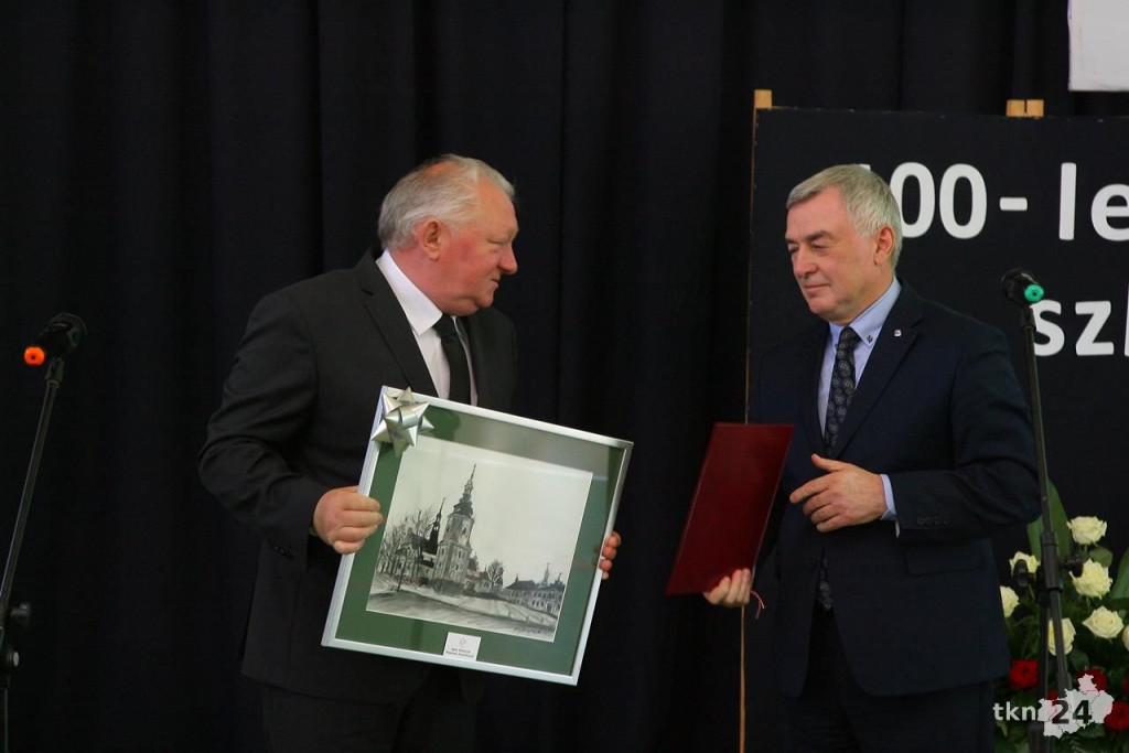 Relacja wideo: 100-lat Szkoły w Rogowie