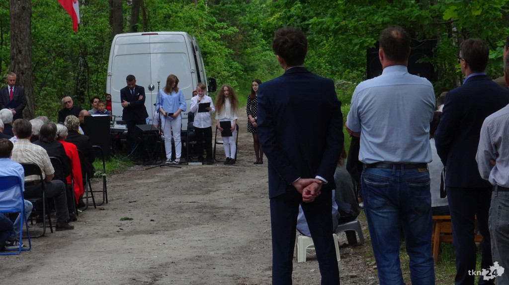 Relacja wideo: Uroczystość patriotyczna nieopodal Piekła