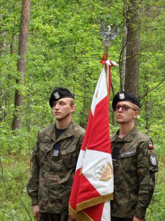 Relacja wideo: Uroczystość patriotyczna nieopodal Piekła