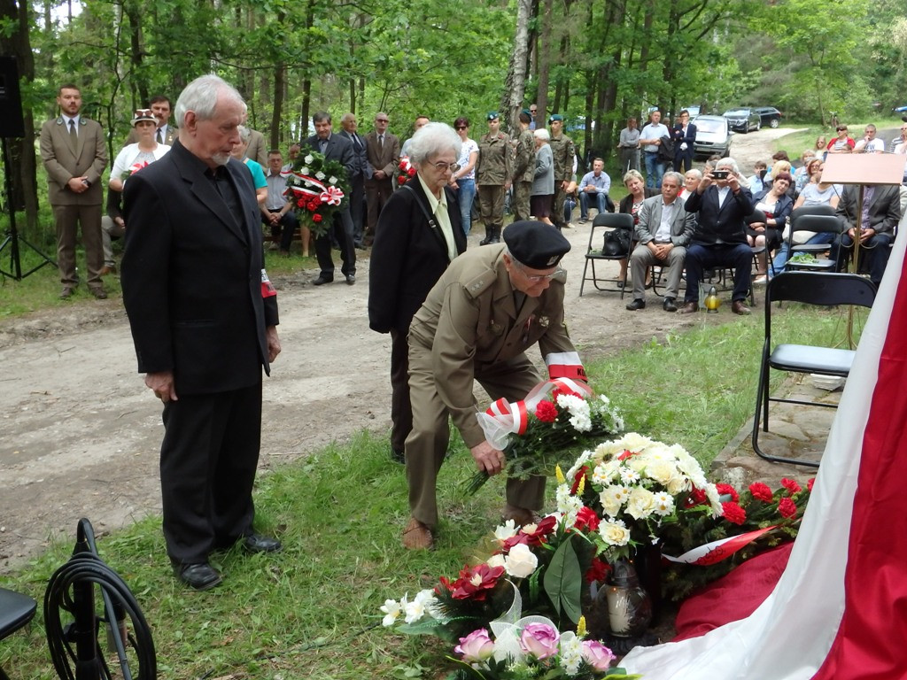 Relacja wideo: Uroczystość patriotyczna nieopodal Piekła