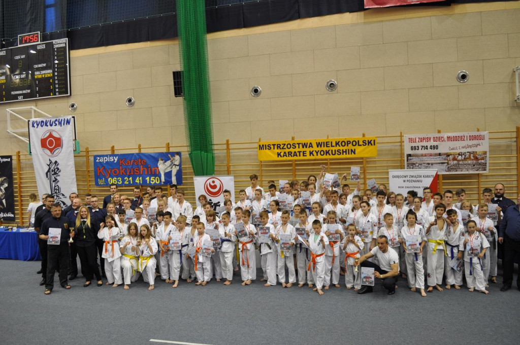 5 medali dla sekcji karate z Niekłania Wielkiego w Turku [zdjęcia]