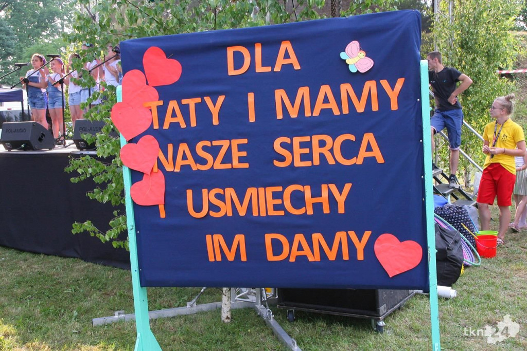 Ogromna frekwencja na Familijnym Festynie w Fałkowie [fotogaleria]