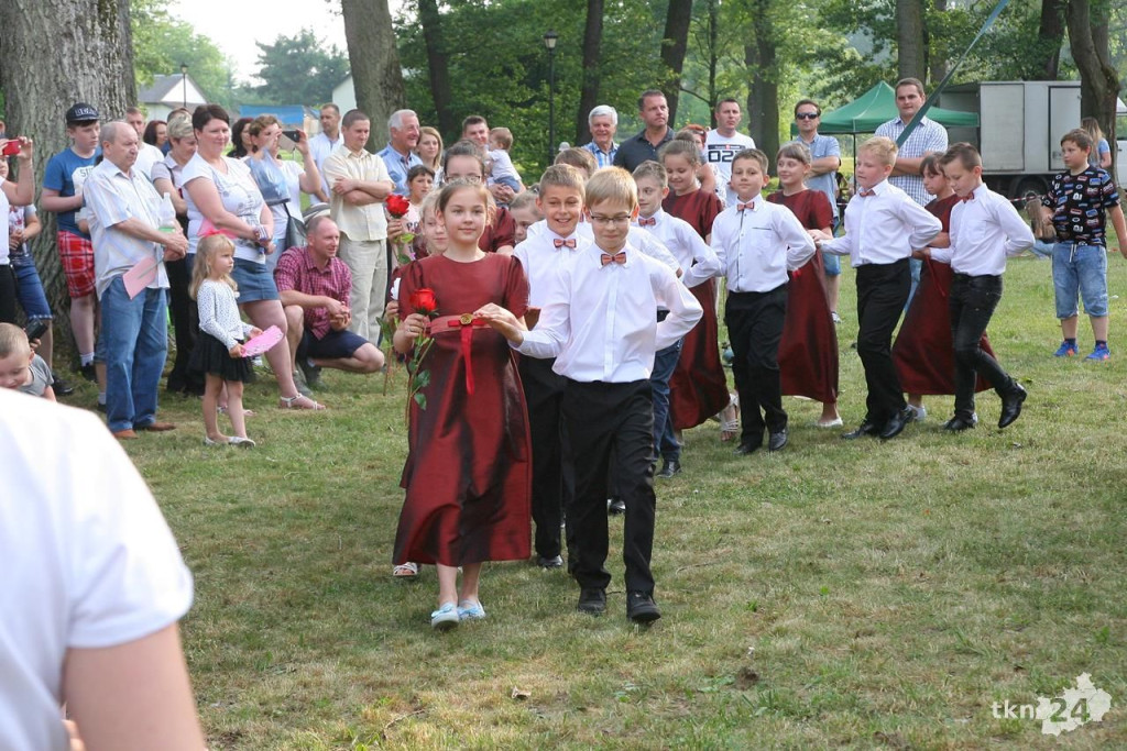 Ogromna frekwencja na Familijnym Festynie w Fałkowie [fotogaleria]