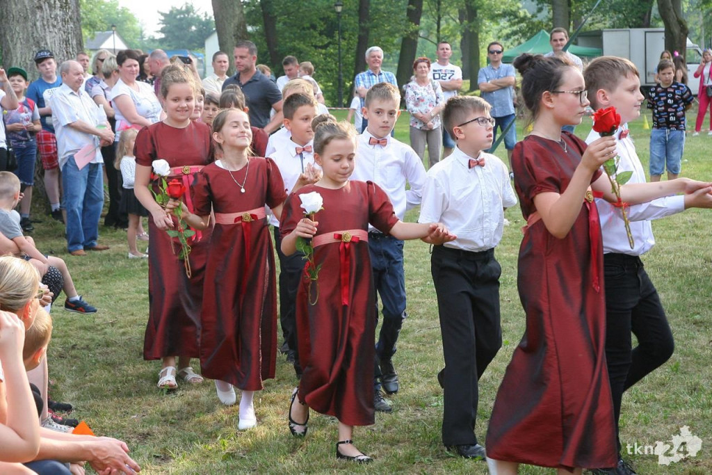 Ogromna frekwencja na Familijnym Festynie w Fałkowie [fotogaleria]