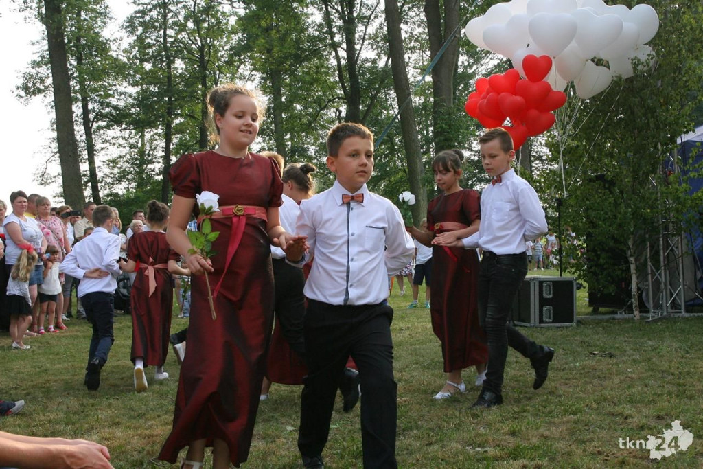 Ogromna frekwencja na Familijnym Festynie w Fałkowie [fotogaleria]