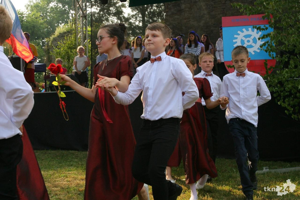 Ogromna frekwencja na Familijnym Festynie w Fałkowie [fotogaleria]