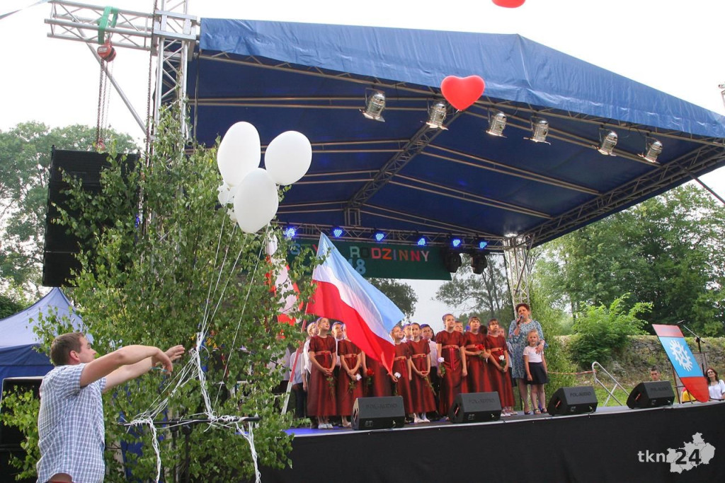 Ogromna frekwencja na Familijnym Festynie w Fałkowie [fotogaleria]