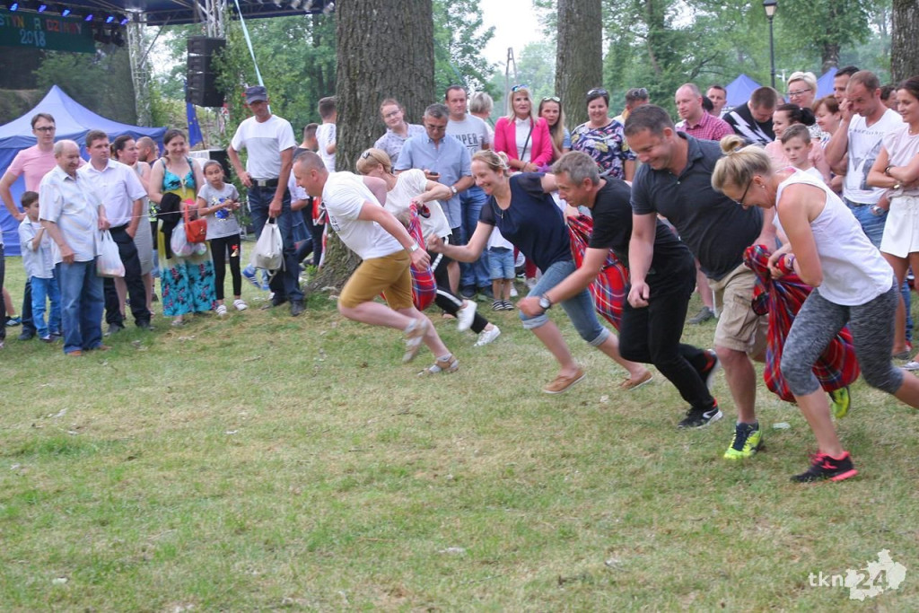 Ogromna frekwencja na Familijnym Festynie w Fałkowie [fotogaleria]
