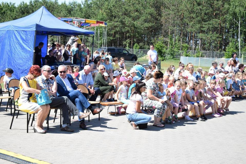 Dzień Dziecka w Gowarczowie [zdjęcia]