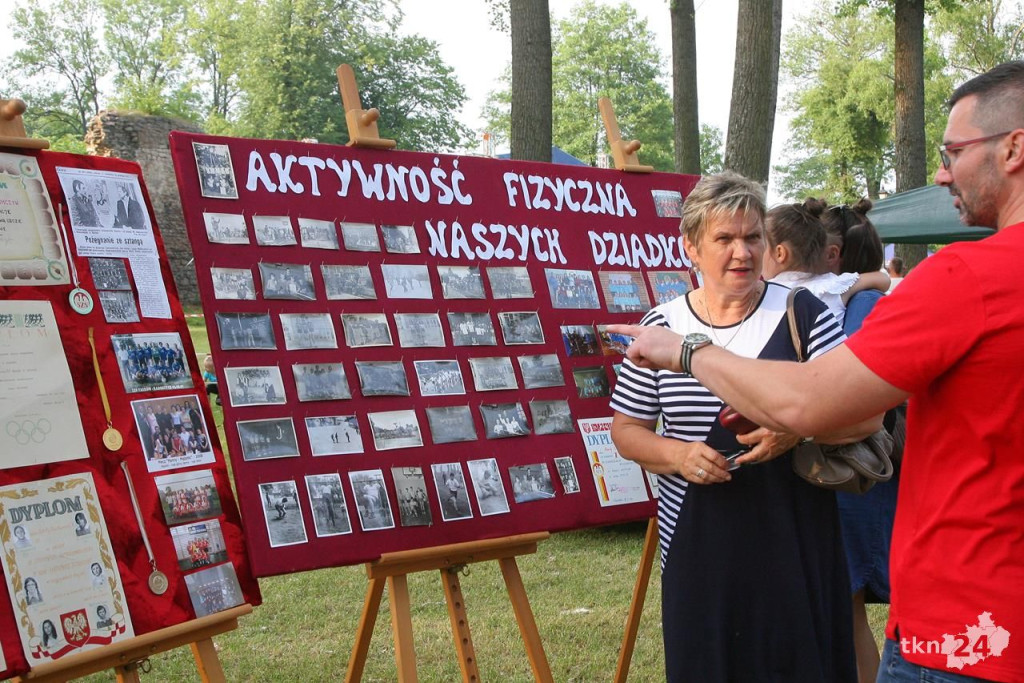 Relacja wideo: Familijny festyn w Fałkowie