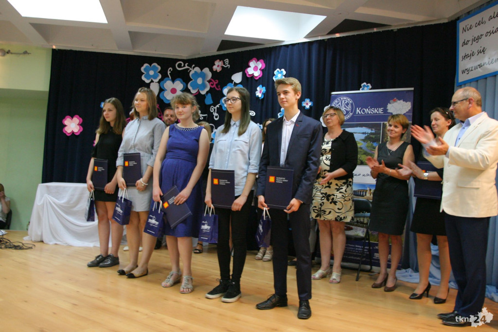 Burmistrz nagrodził laureatów i finalistów olimpiad [fotogaleria]