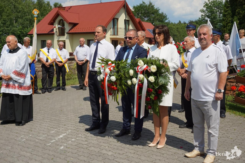 W Węgrzynie odsłonili pomnik na 100-lecie odzyskania niepodległości [zdjęcia]
