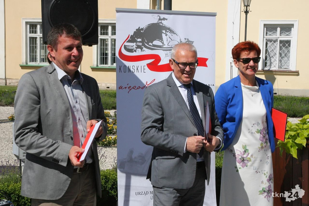Pół tysiąca dzieci na głośnym czytaniu w Parku Miejskim [wideo, zdjęcia]