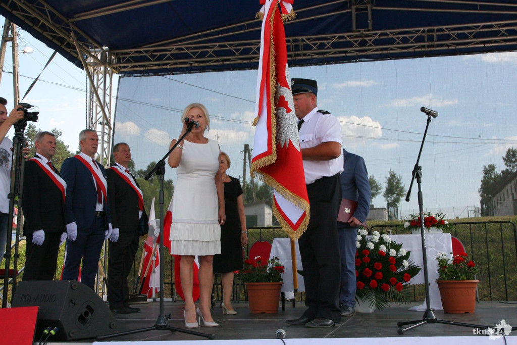 Słupia Konecka ma już swój sztandar! [wideo, zdjęcia]