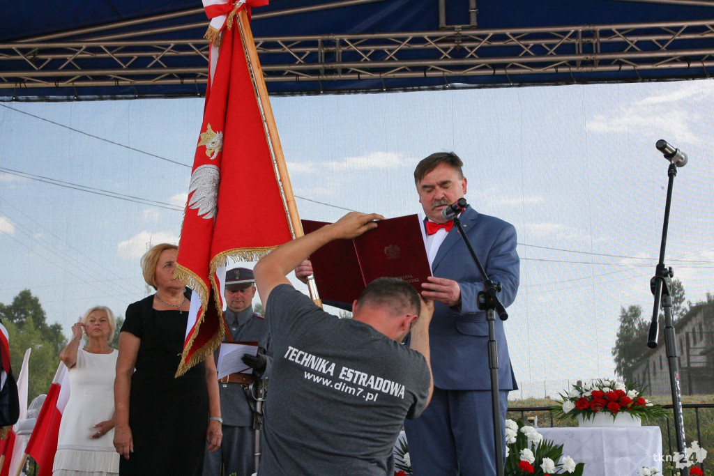 Słupia Konecka ma już swój sztandar! [wideo, zdjęcia]