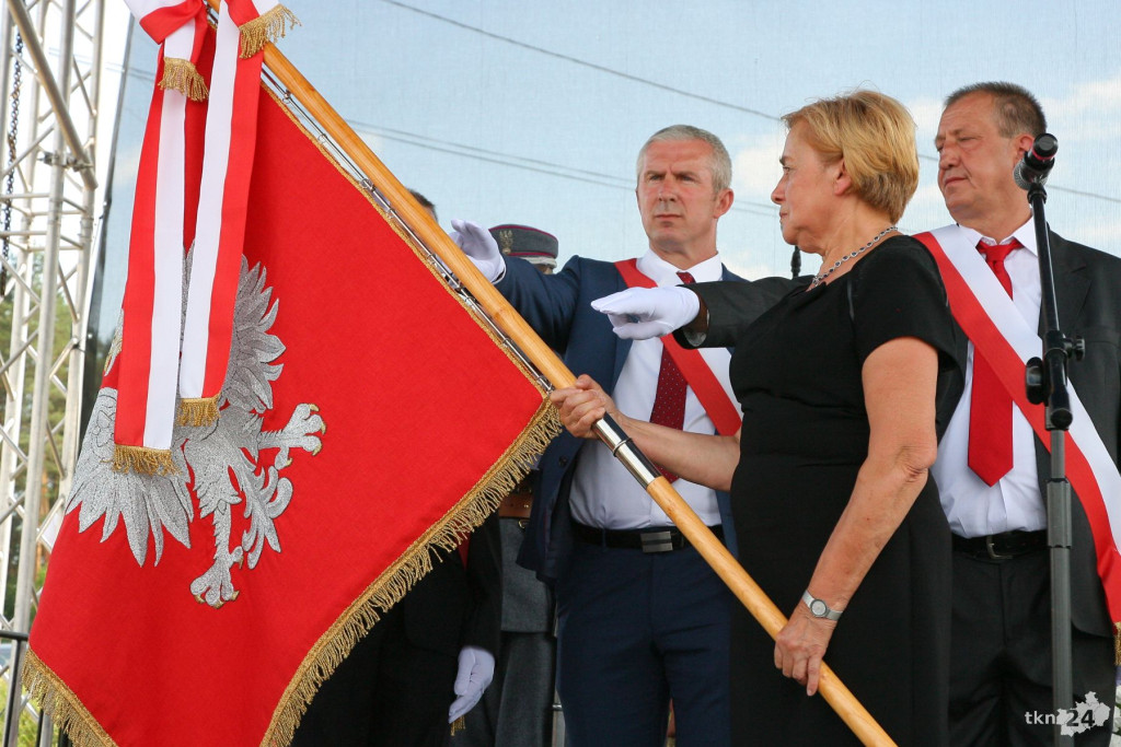 Słupia Konecka ma już swój sztandar! [wideo, zdjęcia]