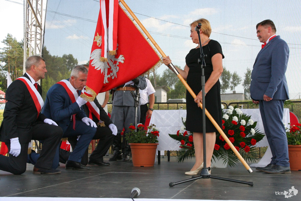 Słupia Konecka ma już swój sztandar! [wideo, zdjęcia]