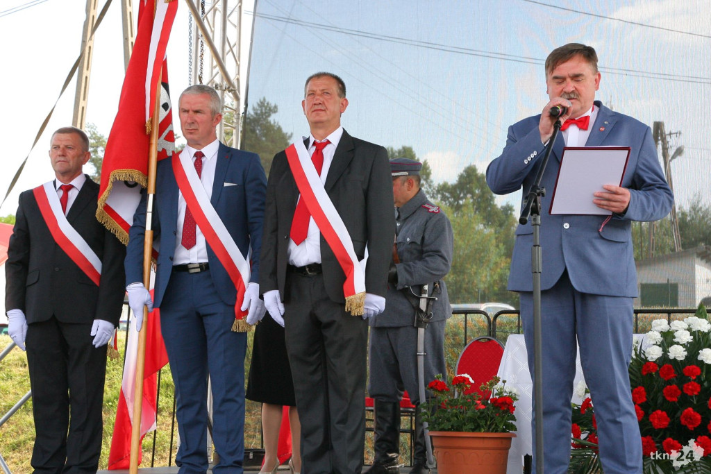 Słupia Konecka ma już swój sztandar! [wideo, zdjęcia]