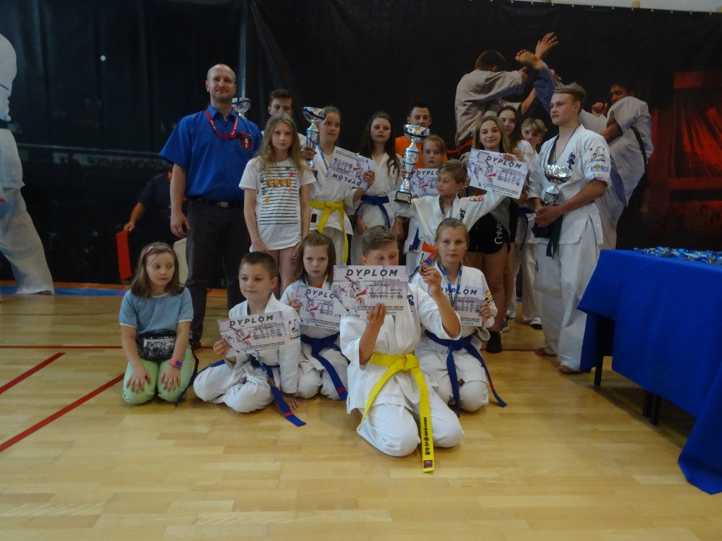 Konecki Klub Karate z 9 medalami na Warsaw CUP [zdjęcia]