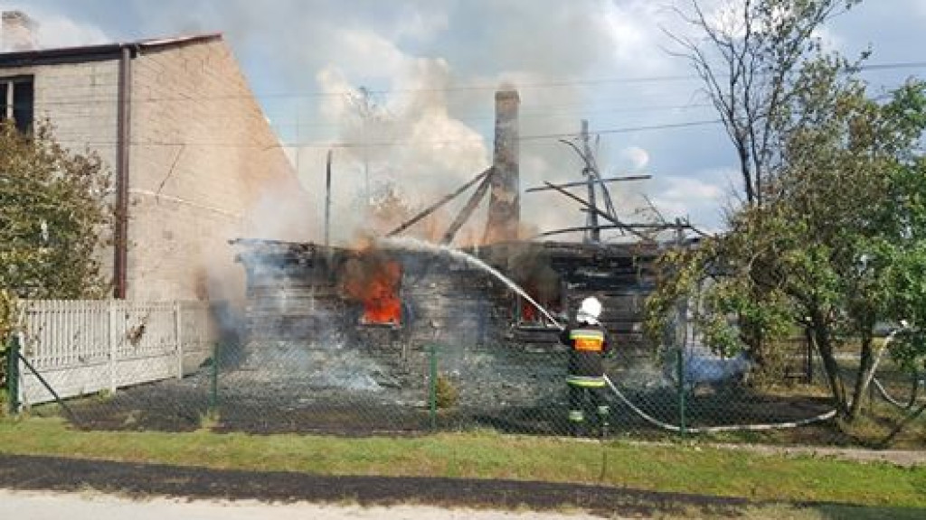 Pożar domów w Szóstakach [zdjęcia]