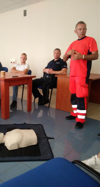 Policjanci z Sielpi przypomnieli sobie zasady pierwszej pomocy [zdjęcia]