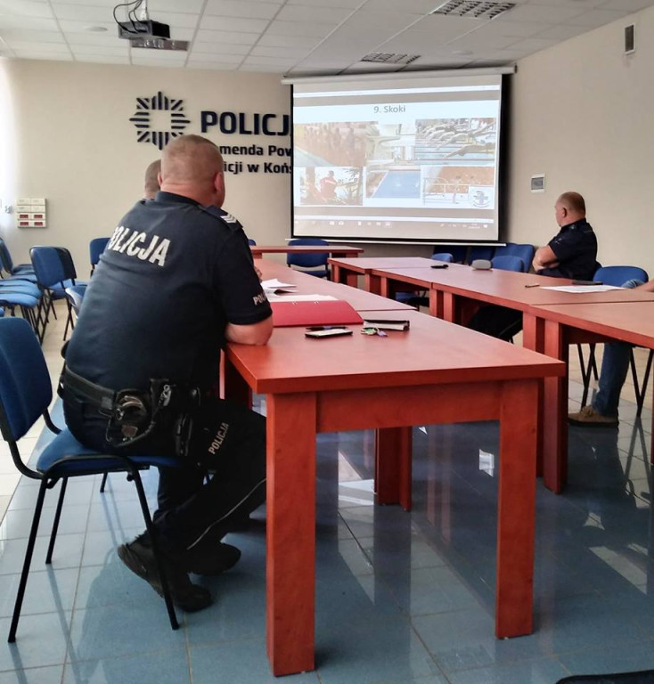 Policjanci z Sielpi przypomnieli sobie zasady pierwszej pomocy [zdjęcia]