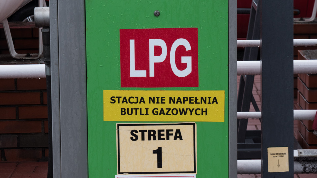 Nowa stacja paliw w Końskich. Axol na ulicy Młyńskiej [zdjęcia]