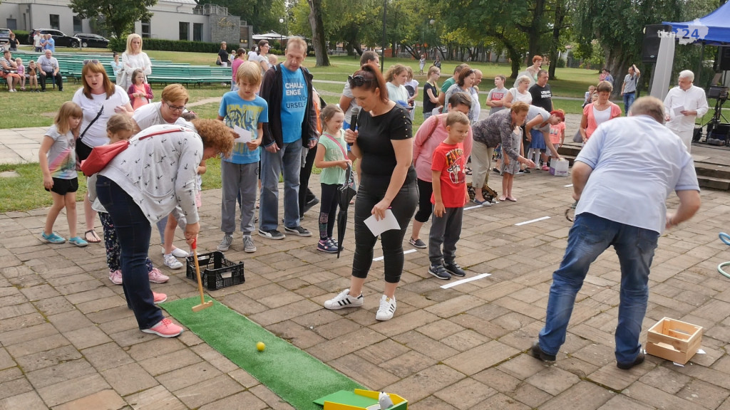 Całe rodziny bawiły się w niedzielę w Parku Miejskim [wideo, zdjęcia]