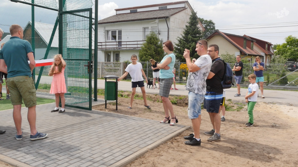 W Rudzie Malenieckiej mają piękne, nowe boisko! [wideo, zdjęcia]