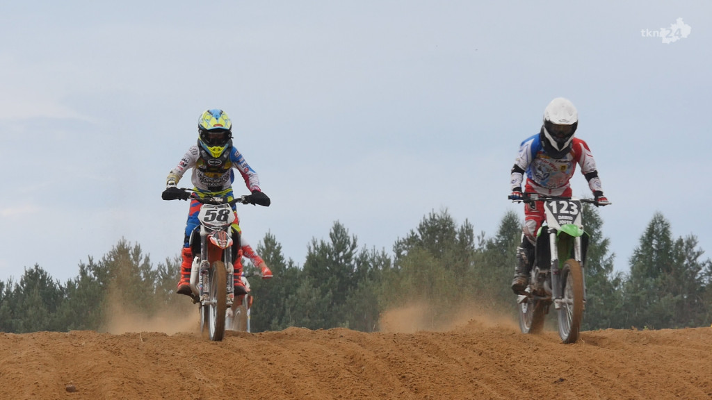Relacja wideo: Zawody Motocrossowe w Przybyszowach