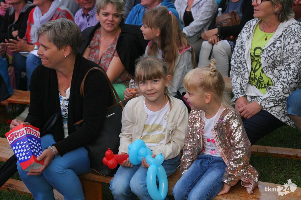 Relacja wideo: Fałków bawił się w rytmach cygańskich i folkowych