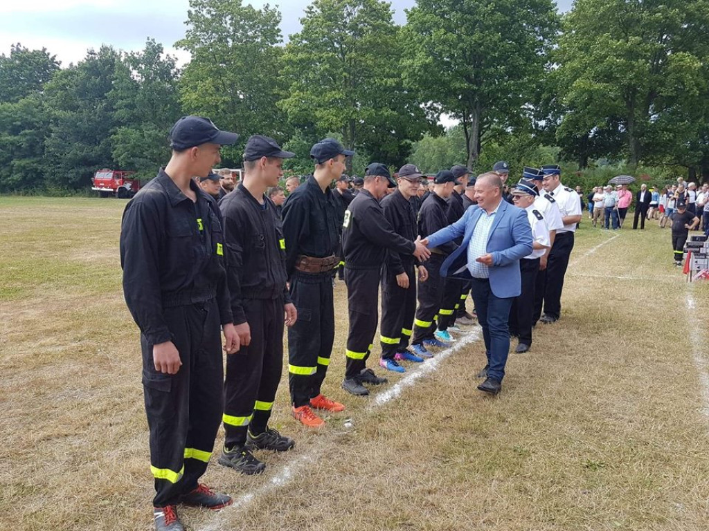 Wilczkowice i Czerwona Wola najlepsze w zawodach pożarniczych [zdjęcia]
