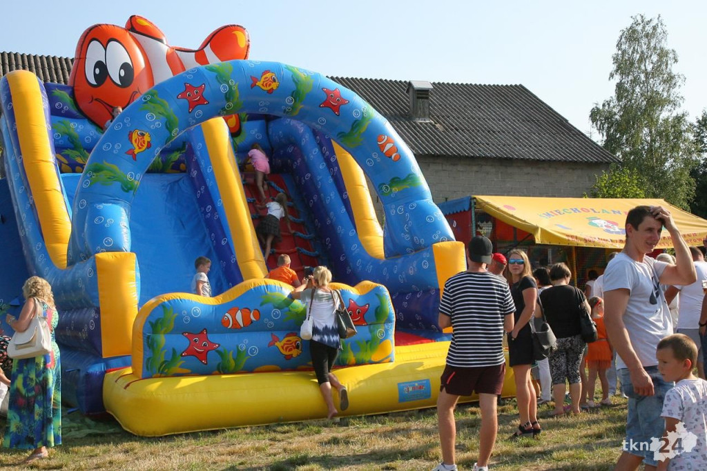 Relacja wideo: Smykowska Jagódka 2018 z koncertem grupy Piękni i Młodzi