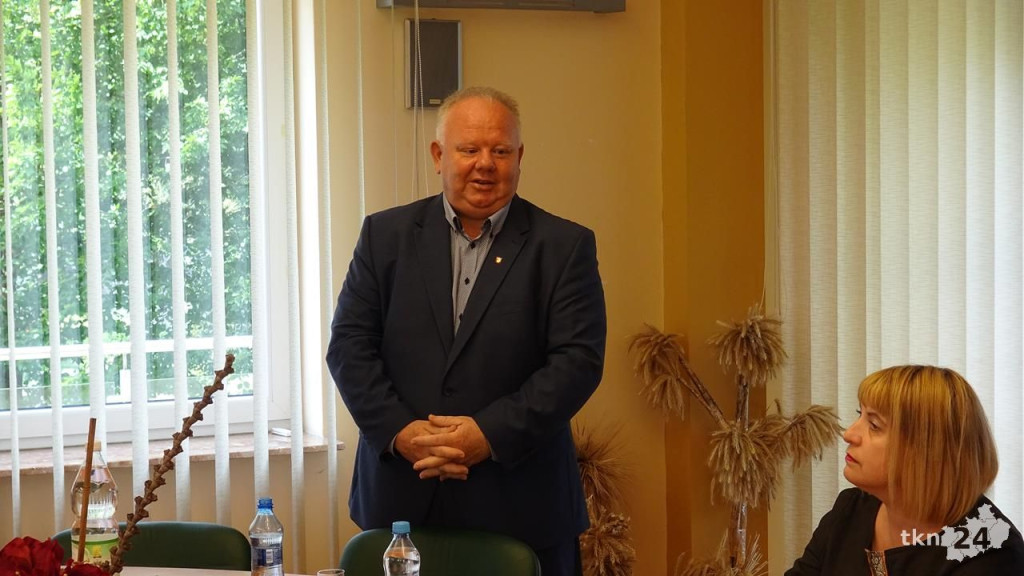 Województwo przyznało środki na odnowę wsi i budowę dróg [wideo, zdjęcia]