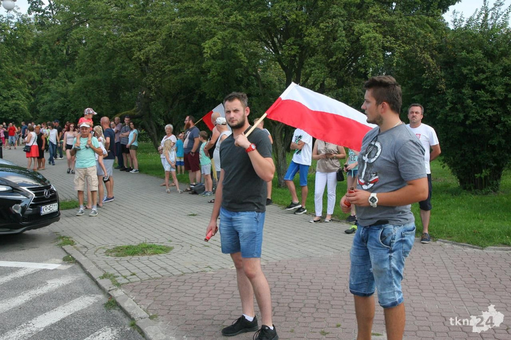 Godzina W: Końskie oddały hołd Powstańcom Warszawskim [wideo, zdjęcia]