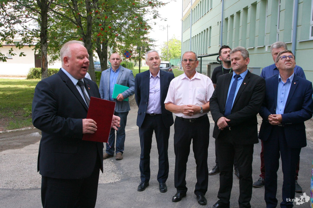 Oficjalnie zainaugurowali działalność windy [wideo, zdjęcia]