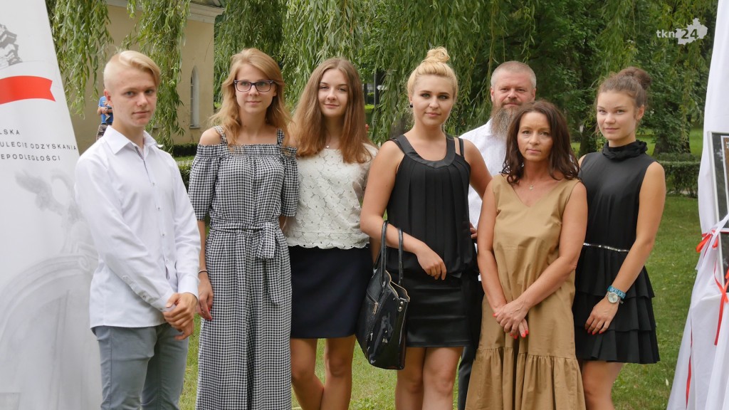 Herbert śpiewany i czytany wybrzmiał w koneckim Parku Miejskim [wideo, zdjęcia]