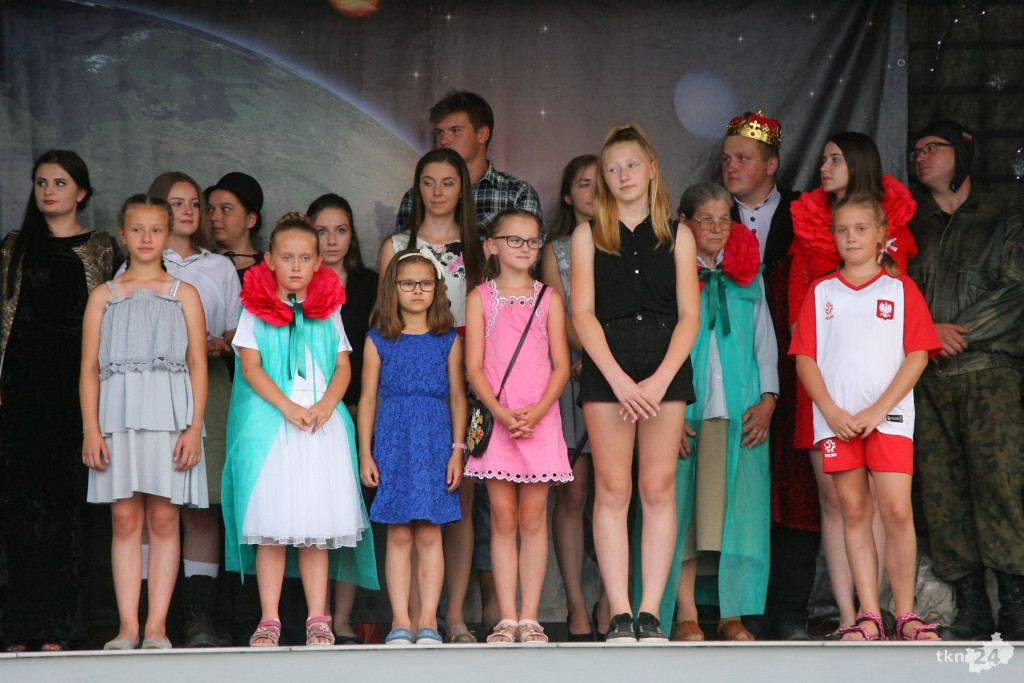 WIDEO: Piękny obiekt powstał w Lipie. Na otwarcie teatralne widowisko