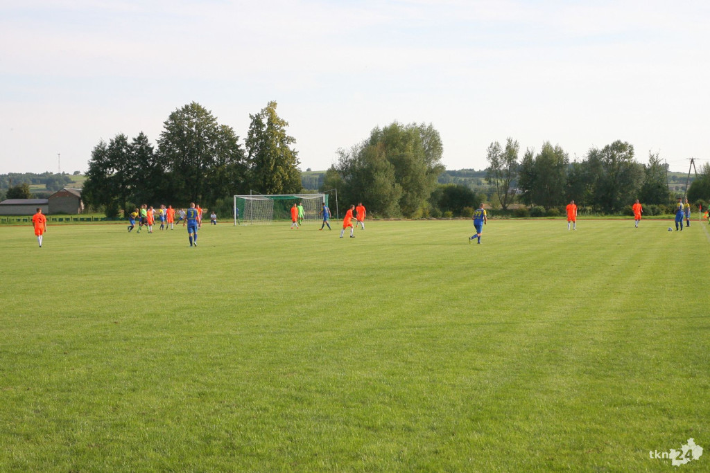 Nowy sezon IV Ligi na start. Za nami derby powiatu koneckiego!