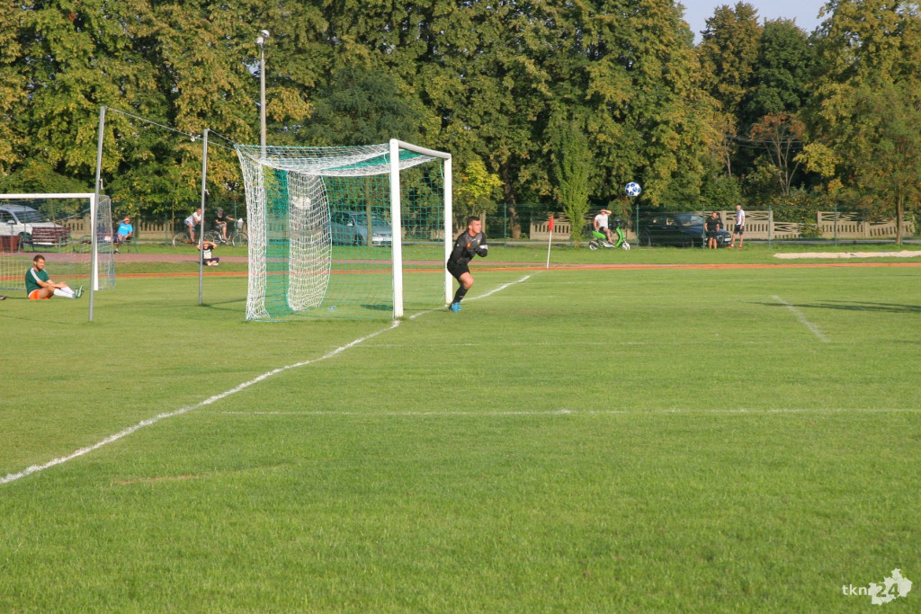 Nowy sezon IV Ligi na start. Za nami derby powiatu koneckiego!