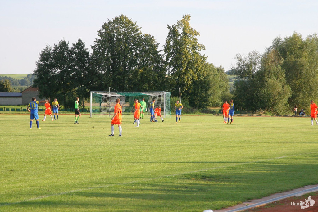 Nowy sezon IV Ligi na start. Za nami derby powiatu koneckiego!