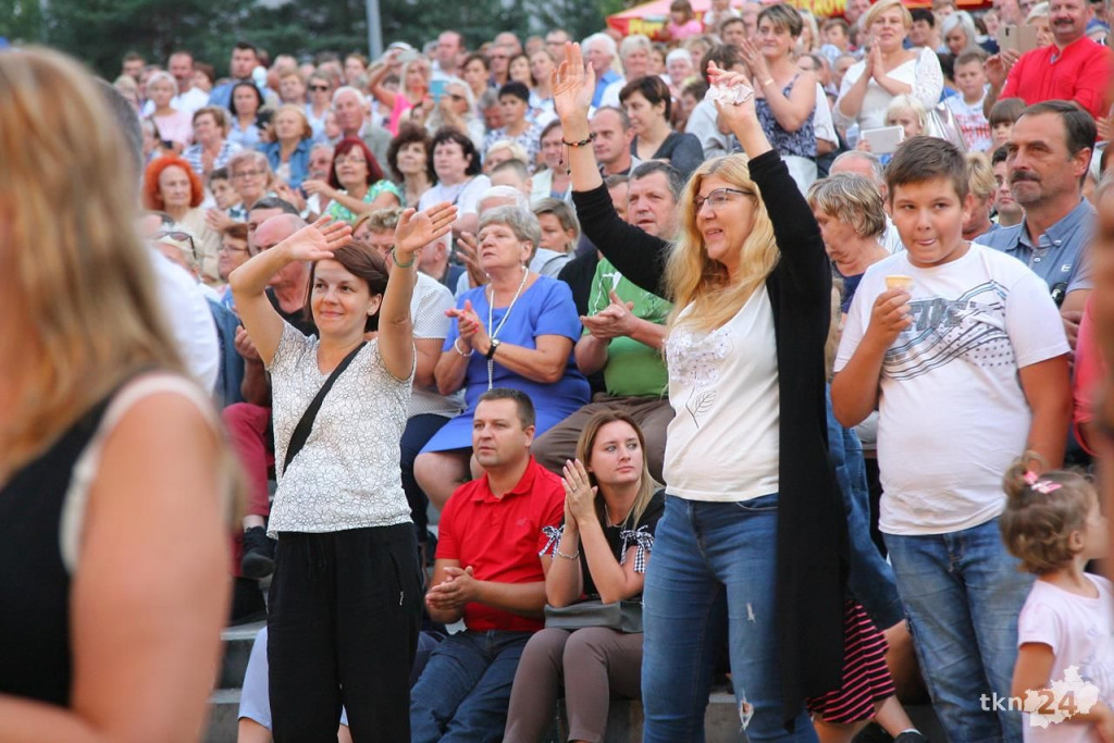 Relacja wideo: Biegun Ciepła 2018 z koncertem Bayer Full
