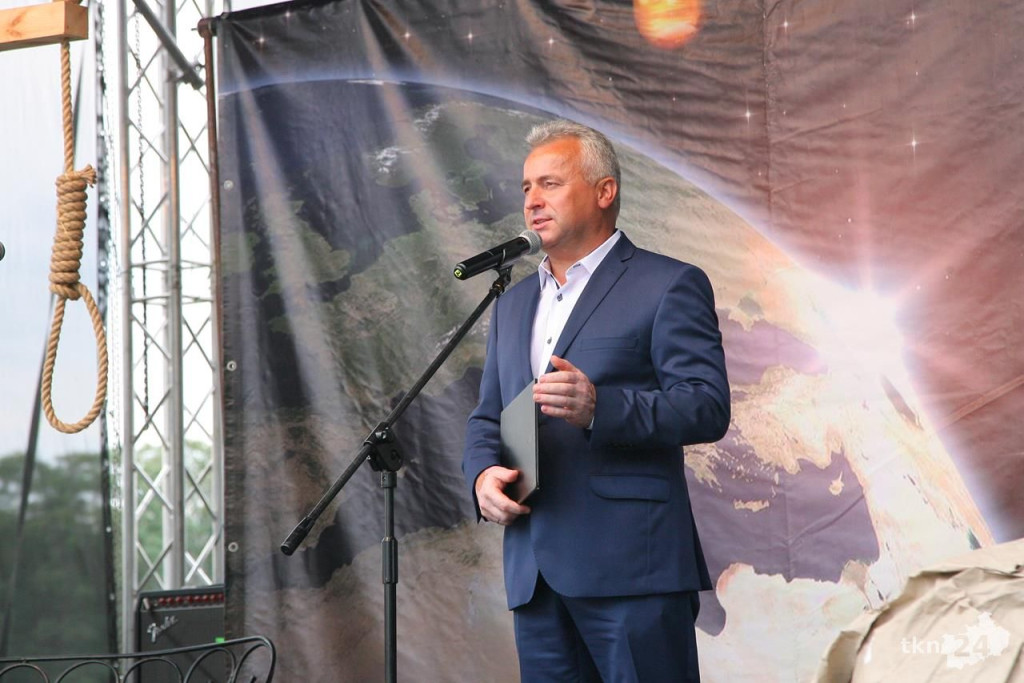 Karpiowy festyn w Rudzie Malenieckiej na folkową nutę. Fotogaleria