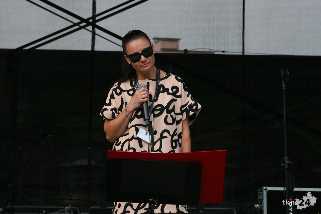 Dni Końskich 2018: Mnóstwo osób przyszło na koncert Ani Dąbrowskiej [Fotogaleria]