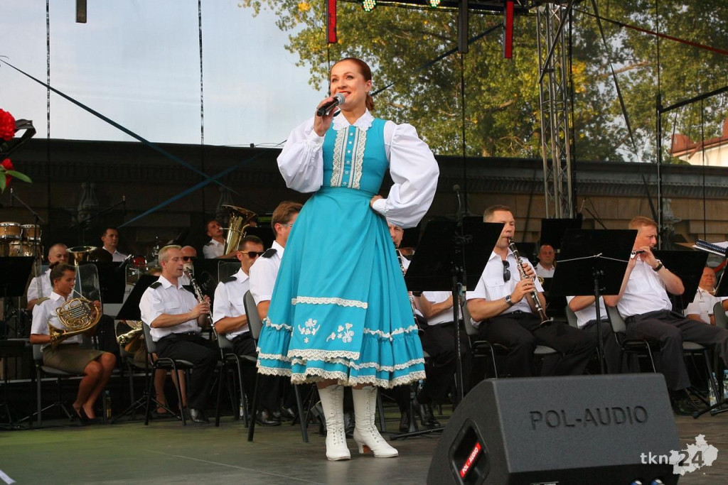 Konecki Wrzesień: Wielkie zainteresowanie koncertem Reprezentacyjnego Zespołu Artystycznego Wojska Polskiego [Fotorelacja]