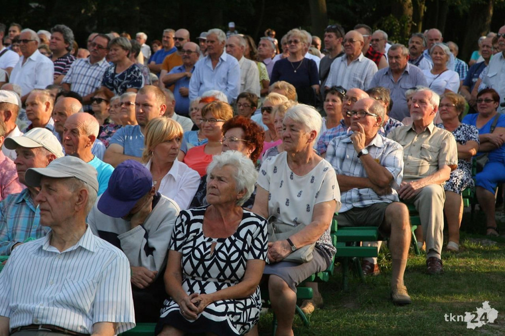 Konecki Wrzesień: Wielkie zainteresowanie koncertem Reprezentacyjnego Zespołu Artystycznego Wojska Polskiego [Fotorelacja]