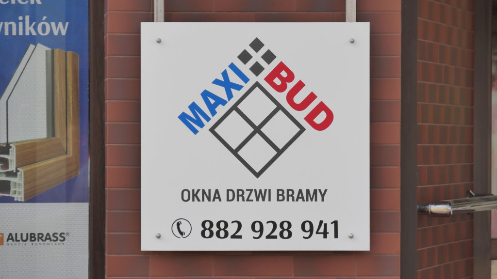 Konecki Maxibud zaprasza po drzwi, okna, rolety i inne